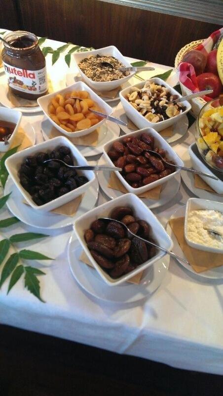 לוראך Hotel Mariotto Am Burghof מראה חיצוני תמונה